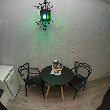 Manhattan Motel (Adults Only) Porto Alegre Exterior foto