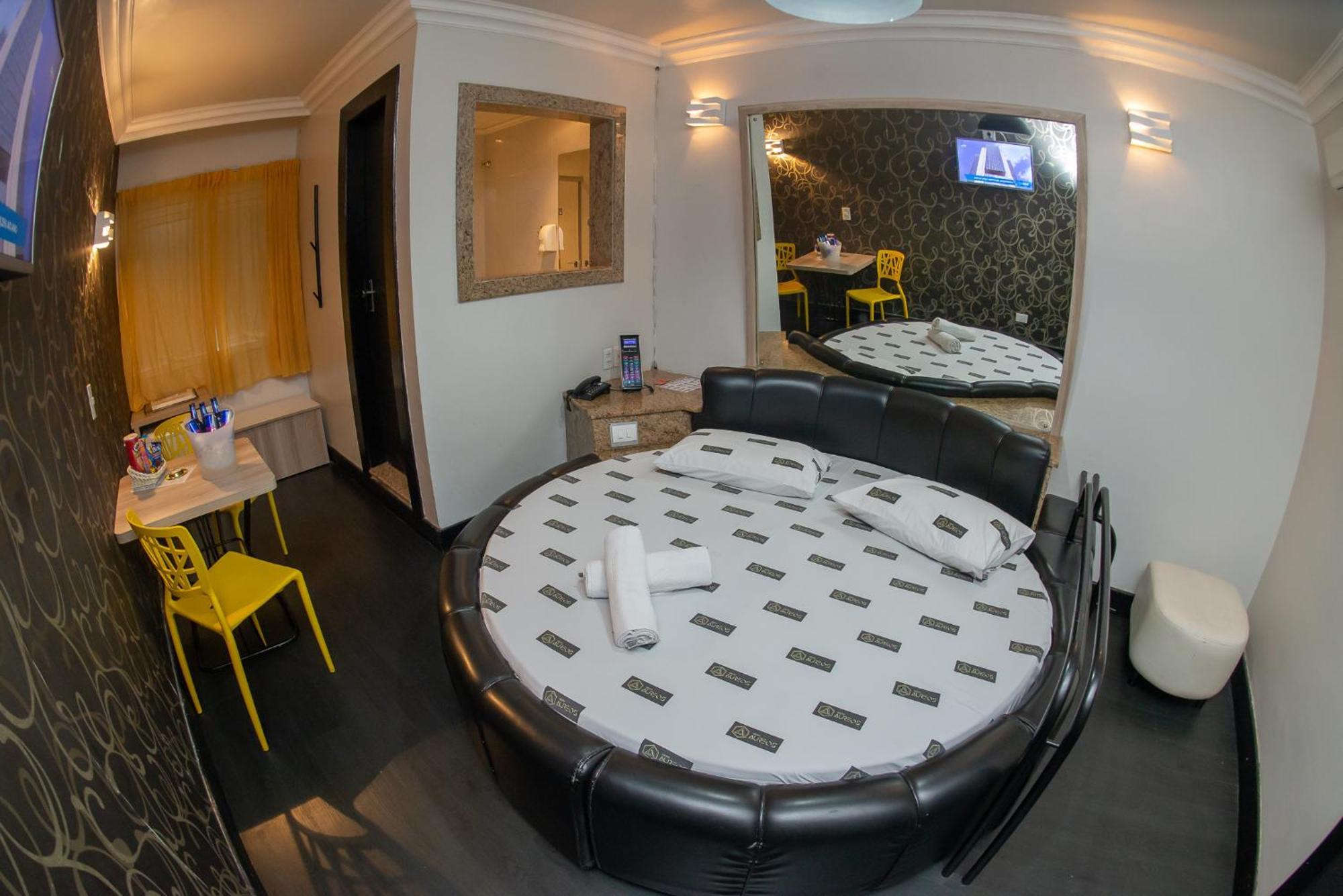 Manhattan Motel (Adults Only) Porto Alegre Exterior foto