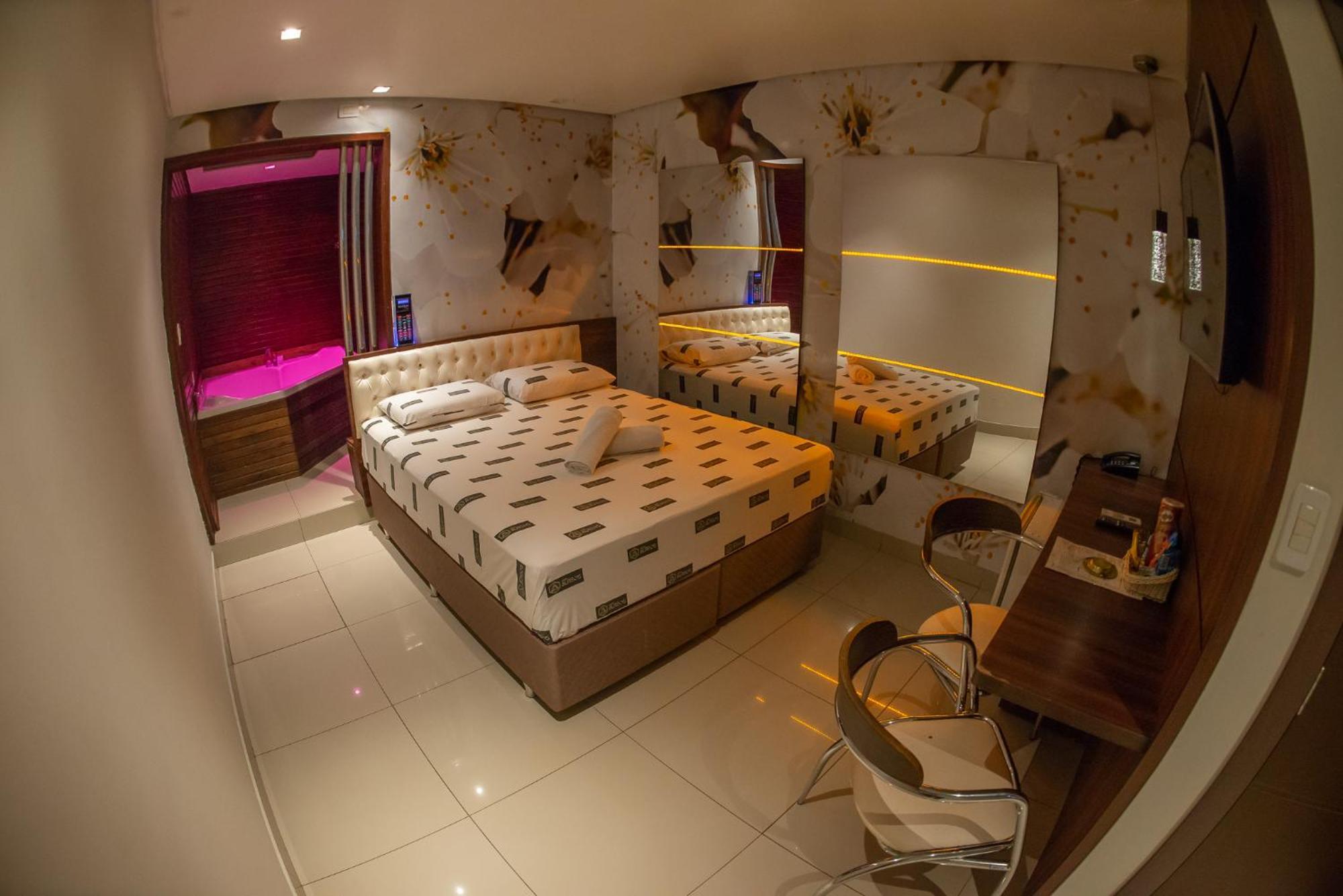 Manhattan Motel (Adults Only) Porto Alegre Exterior foto